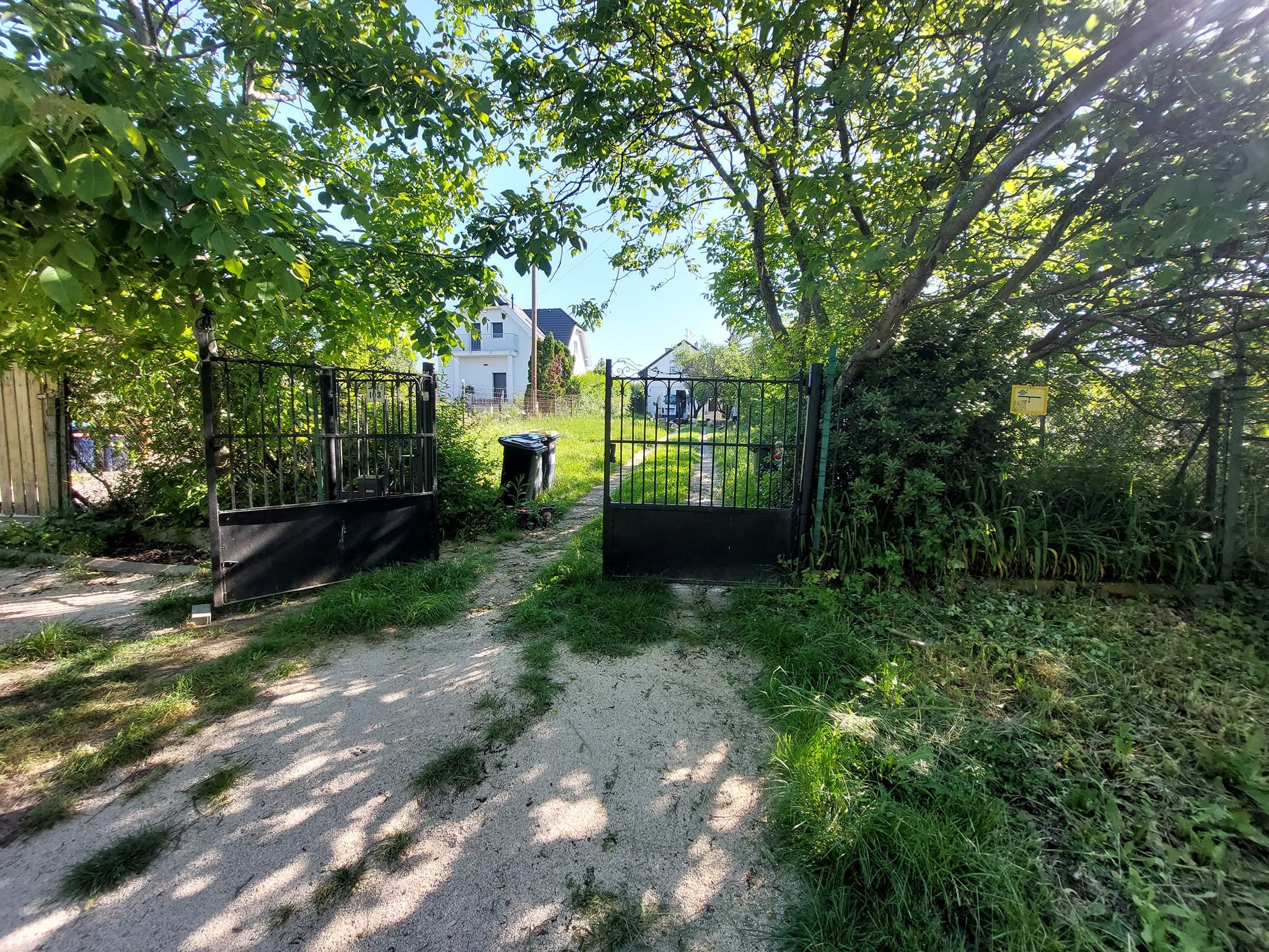 Előtte kép - kerítés építés előtt